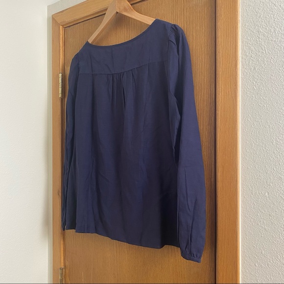 LOFT • Sheer Pleated Peasant Top Cutout Detail - L - Picture 11 of 16